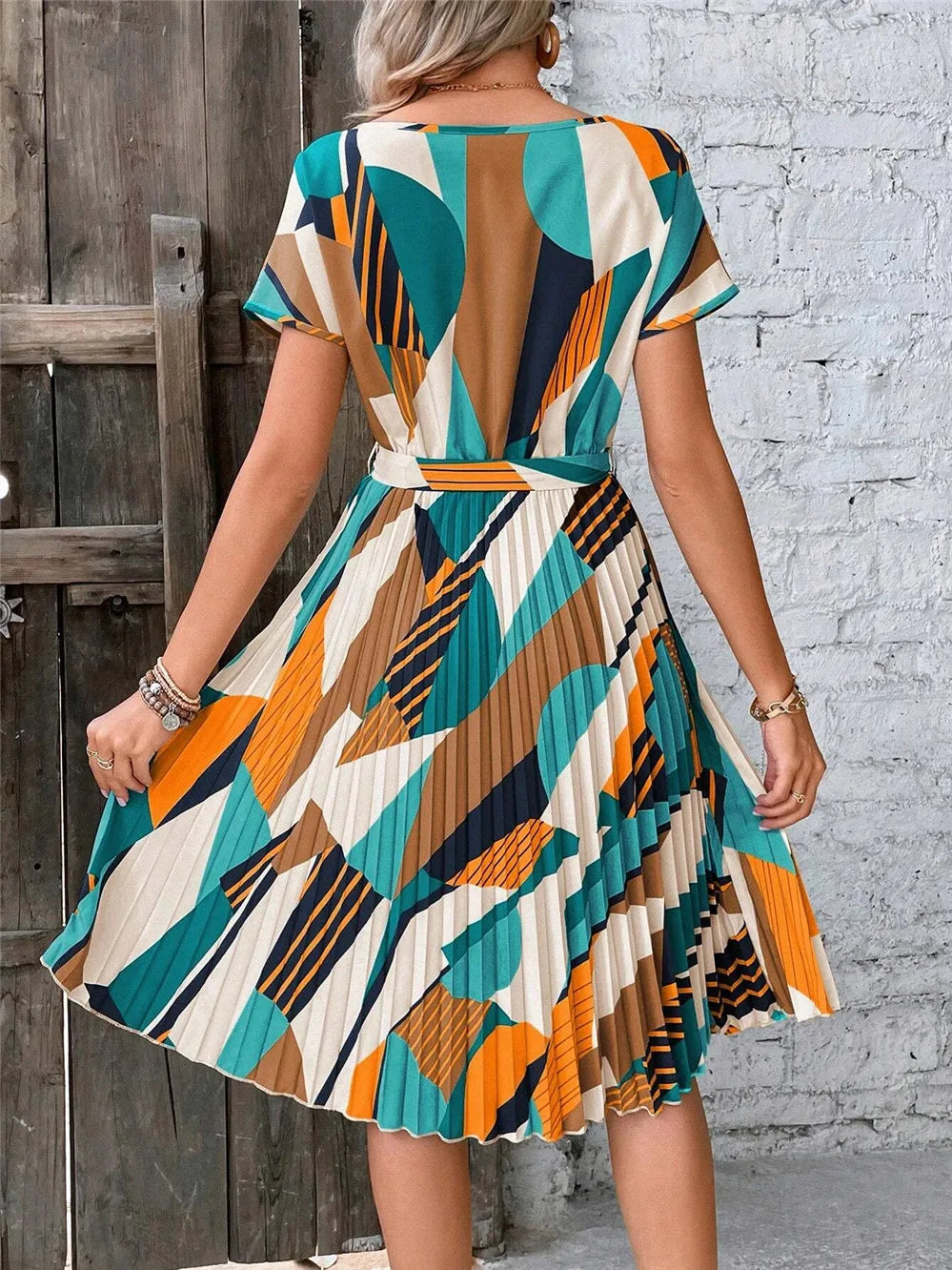Chic Lace-Up Summer Dress